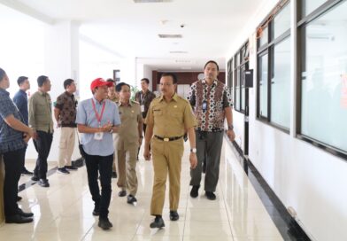 Sekda Dewa Indra Tinjau Tes CAT CPNS di Bali, Ingatkan Peserta Jangan Percaya Calo